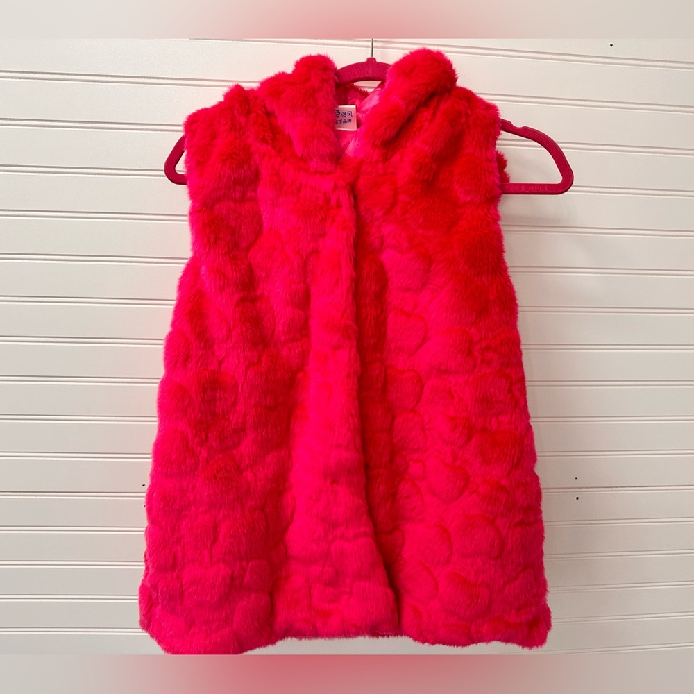 Barbie pink faux fur vest preloved item in great condition